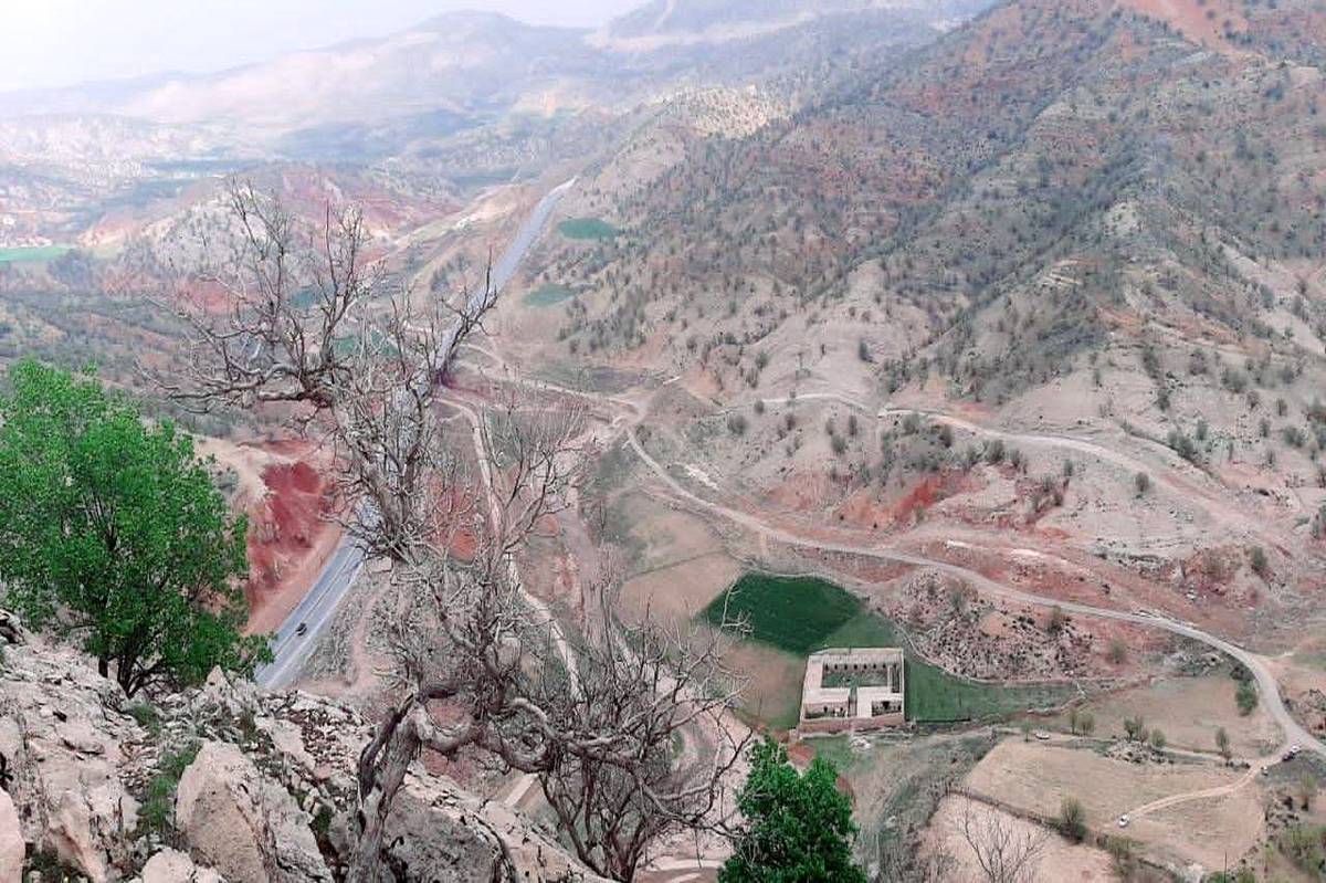 کاروانسرای تاریخی منطقه چمشک در فهرست طرحهای مرمتی لرستان ثبت شد