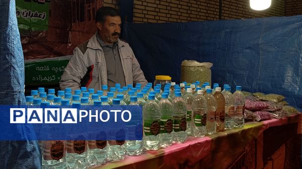 نمایشگاه «اقتصاد مقاومتی» شهرستان بن 
