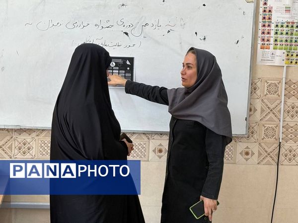  مرحله منطقه‌ای محور فعالیت‌های آزمایشگاهی یازدهمین جشنواره نوجوان خوارزمی در البرز