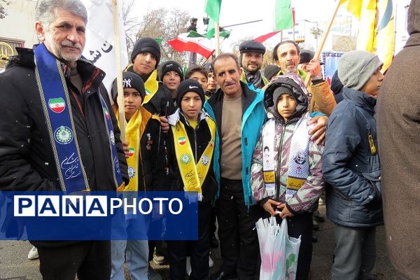 راهپیمایی باشکوه ۲۲ بهمن ماه شهرستان بجنورد 