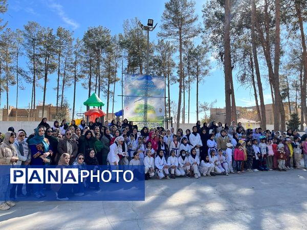 طرح ملی گلگشت ورزشی در شهرستان کاشمر