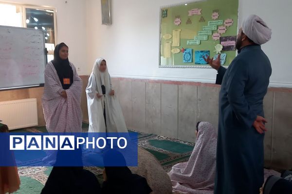 نشست تخصصی نماز در مدارس کهریزک 