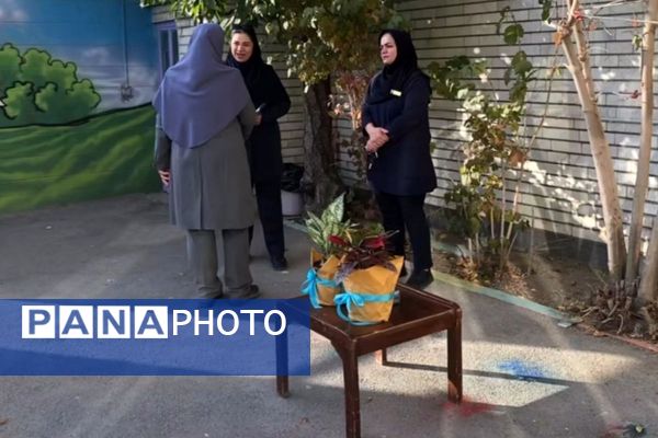 مراسم بزرگداشت ولادت حضرت زینب (س) و تجلیل از اولیای پرستار در دبستان ولیعصر و بهار معرفتِ شهرستانفیروزکوه