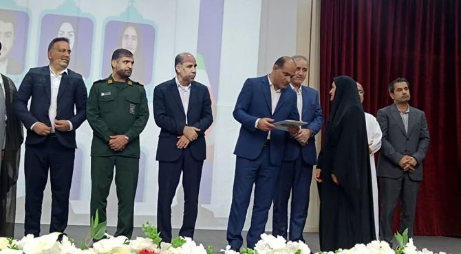 بزرگداشت مقام معلم و تجلیل از معلمان نمونه شهرستان عسلویه