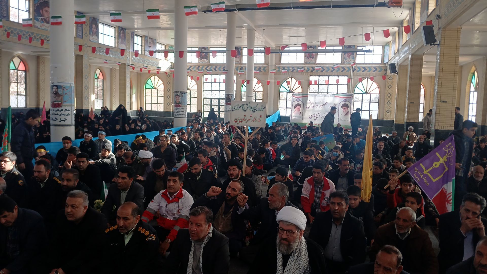 حضور دانش‌آموزان دبیرستان نمونه شهید سلیمانی بن در «همایش اقتدار بسیج» 