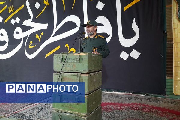 گلباران مزار شهدای ملارد با حضور مسئولان و خانواده‌های معظم شهدا 