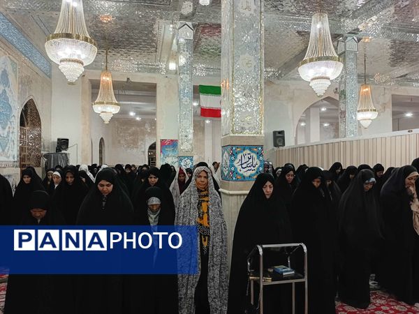 نماز جماعت در شب میلاد پیامبر اکرم (ص) و امام صادق (ع) در کاخک