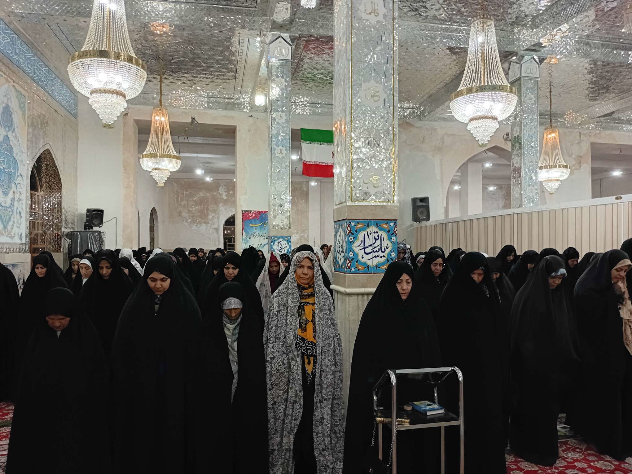 نماز جماعت در شب میلاد پیامبر اکرم (ص) و امام صادق (ع) در کاخک