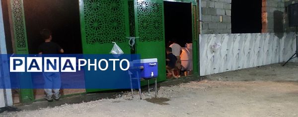 مراسم عزاداری شب نهم محرم و سوگواری برای امام حسین‌‌(ع)