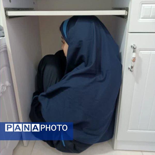 به صدا درآمدن آژیر مانور زلزله در کلاس‌های مجازی دبیرستان شهید همت