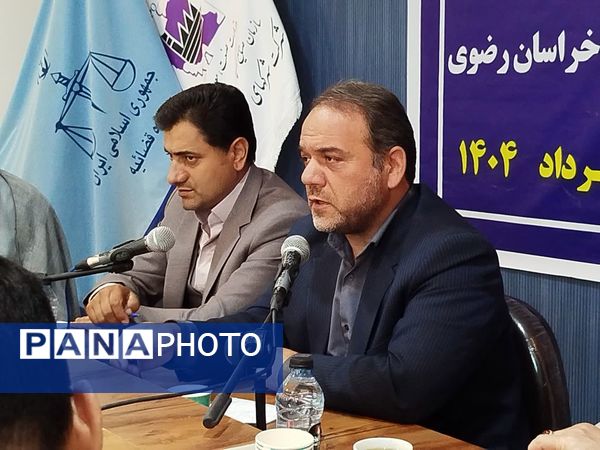 نشست متصدیان کمیسیون های حل اختلاف و حمایت قضایی با سرمایه گذاری استان در کاشمر