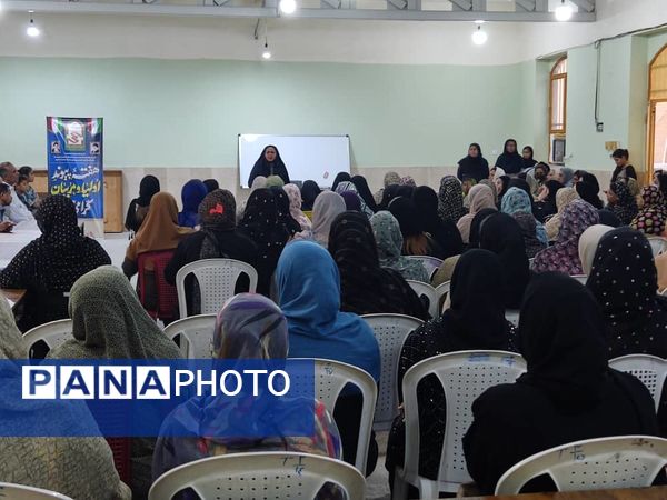 هفته پیوند اولیاء و مربیان هنرستان زهرای مرضیه(س) ناحیه یک بندرعباس