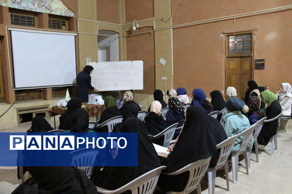 کارگاه آموزشی خبرنگاری ویژه دانش‌آموز خبرنگاران پانا در یزد