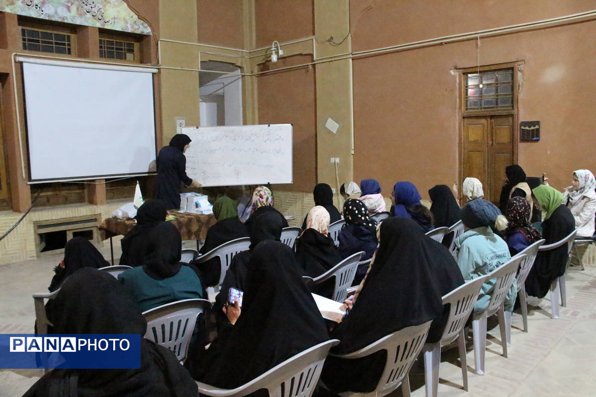 کارگاه آموزشی خبرنگاری ویژه دانش‌آموز خبرنگاران پانا در یزد