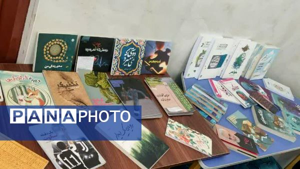جشن دهه کرامت در دبیرستان نرجس خاتون روستای ورجان قم