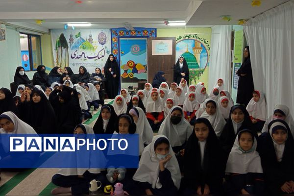 مراسم سوگواری حضرت فاطمه زهرا (س) در مدرسه عطر کوثر پردیس