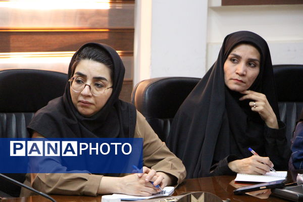 نشست خبری رئیس دانشگاه آزاد اسلامی یزد با اصحاب رسانه