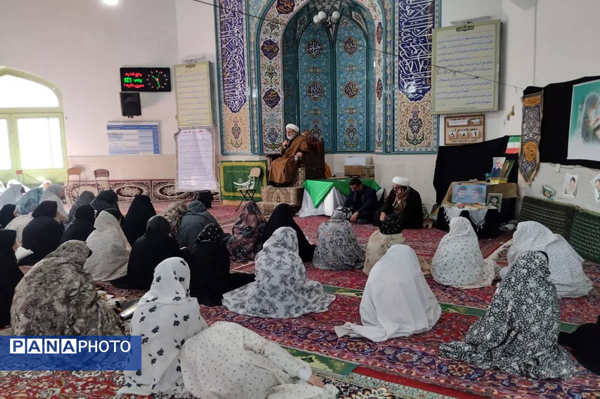 اعتکاف دانش‌آموزی در شهر جعفریه قم