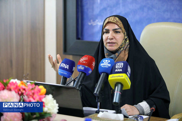 نگاه ویژه‌ دولت چهاردهم به ارتقای جایگاه زنان/ انتصاب بیش از ۲۷۰۰ زن در سمت‌های مدیریتی