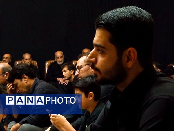 شب هفتم ماه محرم؛ تکیه علی اکبری کاشمر میزبان مسئولین این شهرستان