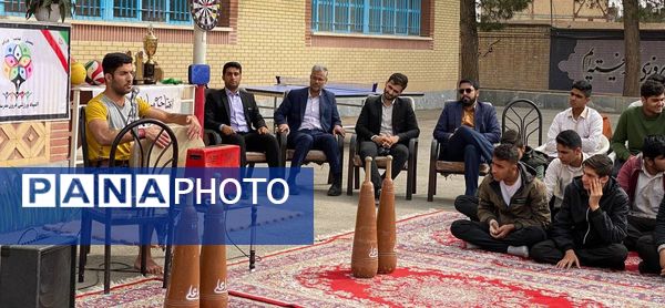 المپیاد ورزشی درون مدرسه‌ای در آموزشگاه‌ شهید اشرفی اصفهانی