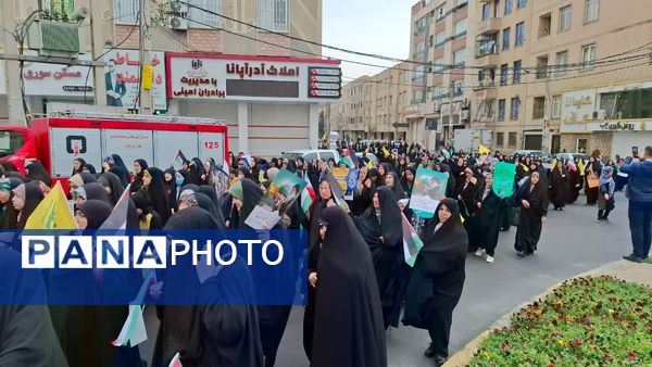 مردم ملارد در حمایت از آرمان‌های فلسطین به خیابان‌ها آمدند 