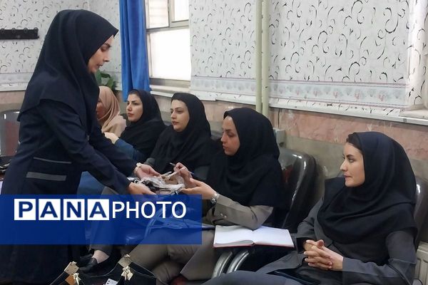 یاد و خاطره شهدای خدمت در مدرسه فرهنگ در اولین سالگرد شهادت شهدای خدمت