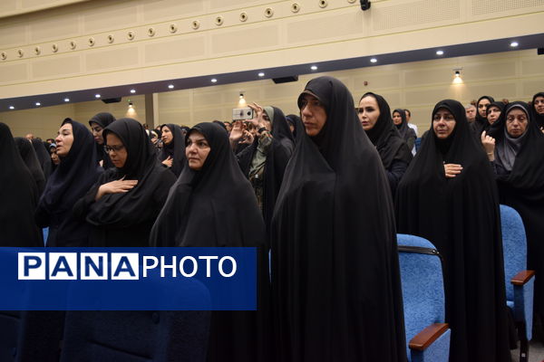 مراسم گرامیداشت مقام معلم و تجلیل از طلایه‌داران تعلیم و تربیت منطقه ۱۴ 