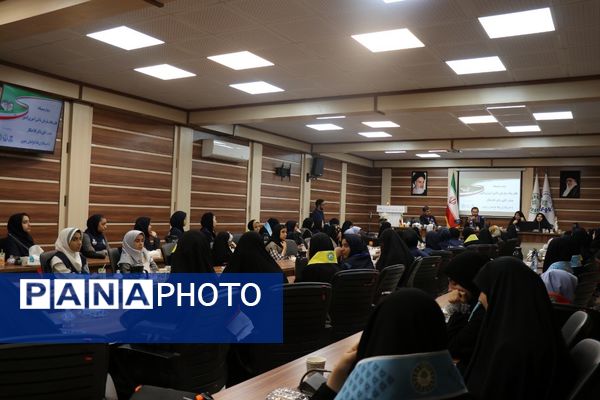 مشهد میزبان نشست قائم مقام سازمان دانش آموزی با خبرنگاران پانا