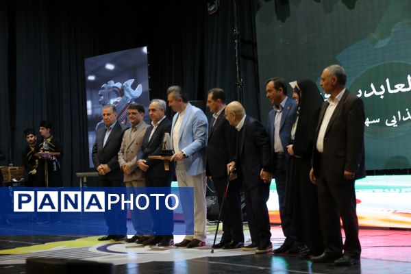 مراسم روز صنعت و معدن در تبریز