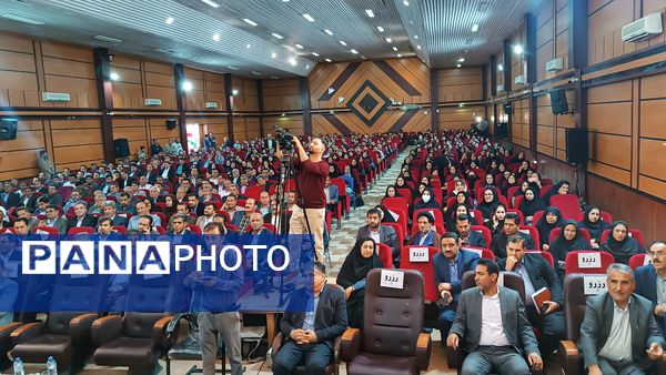 آیین گرامیداشت تجلیل از معلمان نمونه کشوری کهگیلویه و بویراحمد