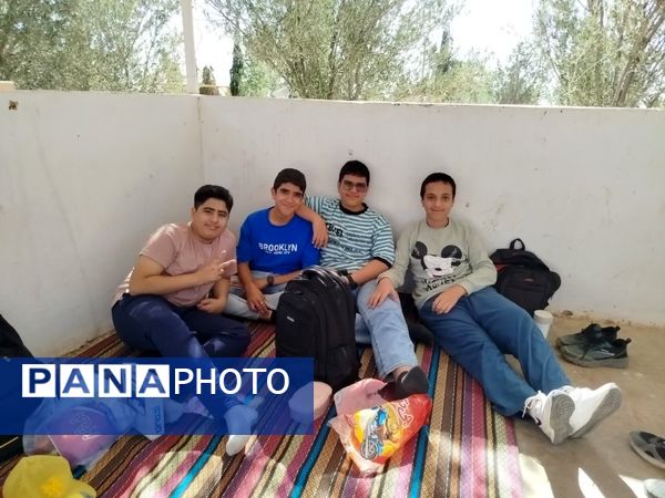 روزی با نشاط و عالی برای دانش آموزان دبیرستان نمونه دولتی دانش