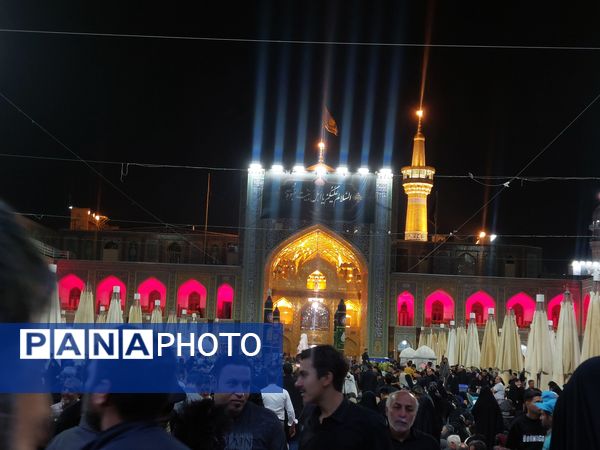 مراسم خطبه خوانی شام شهادت امام رضا(ع) در ایوان ولیعصر صحن پیامبر اعظم (ص)