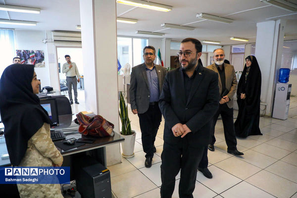 بازدید رییس کانون پرورش فکری کودکان و نوجوانان از پانا به مناسبت روز خبرنگار
