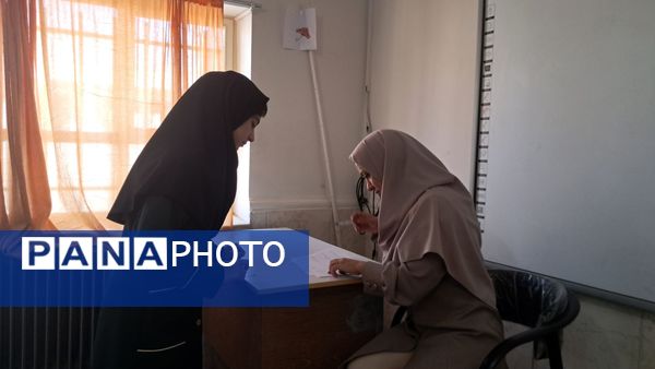 «جشن جوانه‌ها» در دبیرستان حضرت معصومه شهرستان فیروزکوه