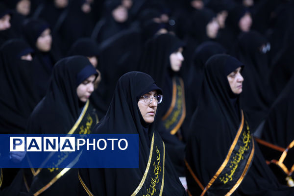 آیین شمعدان‌گردانی و خطبه خوانی شام رحلت حضرت معصومه(س)