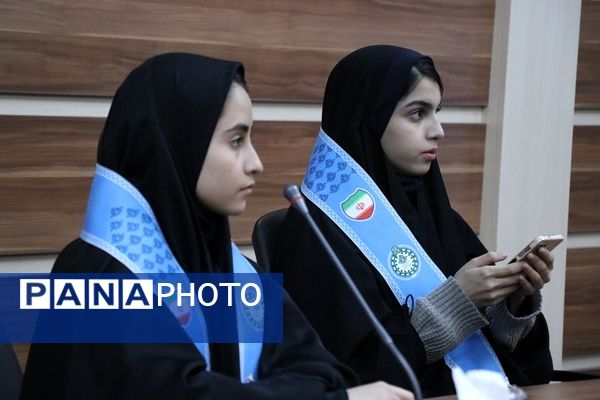 نشست هم‌اندیشی خبرنگاران خراسان رضوی با سردبیر خبرگزاری پانا