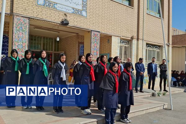 بازدید معاون پرورشی و فرهنگی ادارهکل شهرستانهای استان تهران از جشنواره انار در هنرستان امالبنین ورامین