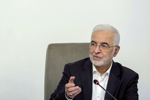 مومنی: با انسداد مناسب مرزها، بازگشت اتباع خارج شده را به حداقل می‌رسانیم 