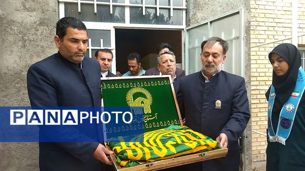 حضور خادمین حرم مطهر امام رضا (ع) در دبیرستان نمونه محبوبه محبی نیشابور 