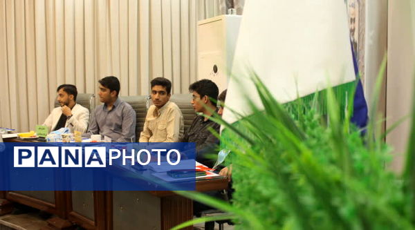  اولین نشست تخصصی قطبی کمیسیون‌ فضای مجازی و فناوری‌های نوین