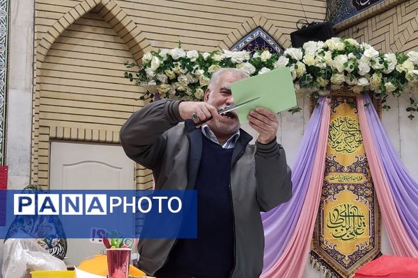 بازدید معاون پرورشی و تربیت بدنی ناحیه دو شهرری از مراسم اعتکاف دانش آموزی 