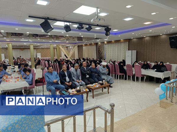 همایش باغبان تربیت  در خلیل آباد برگزار شد