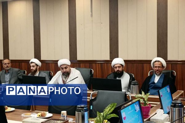 برگزاری کارگروه توسعه عمومی قرآن کریم در ناحیه یک شهرری