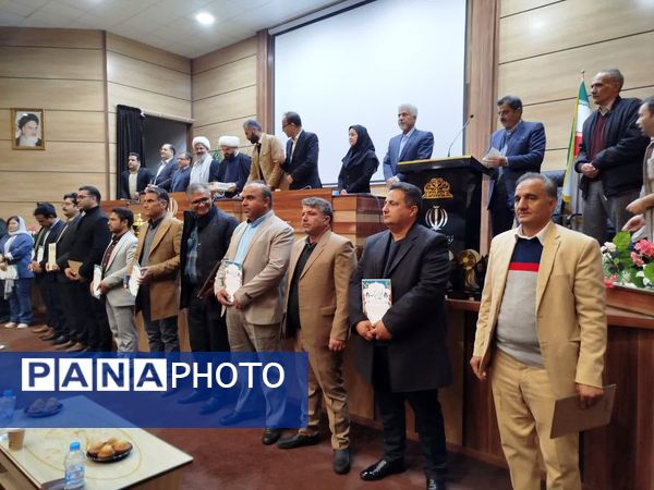 آیین تجلیل از برترین‌های فوتبال و فوتسال شهرستان کاشمر 