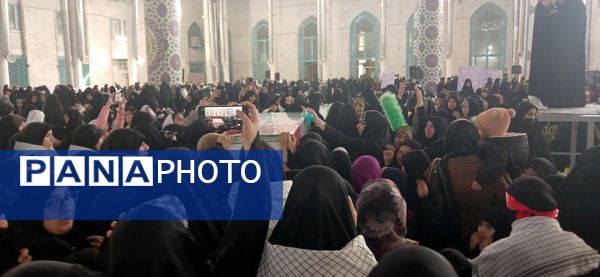 برگزاری اجتماع بزرگ حلقه صالحین در مصلی کرج 