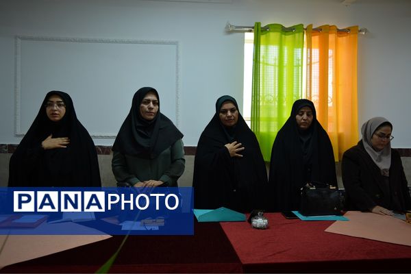 نشست تخصصی مدیران متوسطه اول و دوم بهارستان‌دو