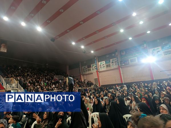 ویژه برنامه در پناه مادر به مناسبت ولادت حضرت زهرا (س) در مشهد مقدس