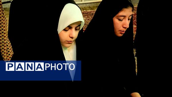 جشن فارغ‌التحصیلی دانش‌آموزان دختر بروجنی