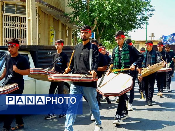 اجتماع بزرگ احلی من العسل در برخوار 